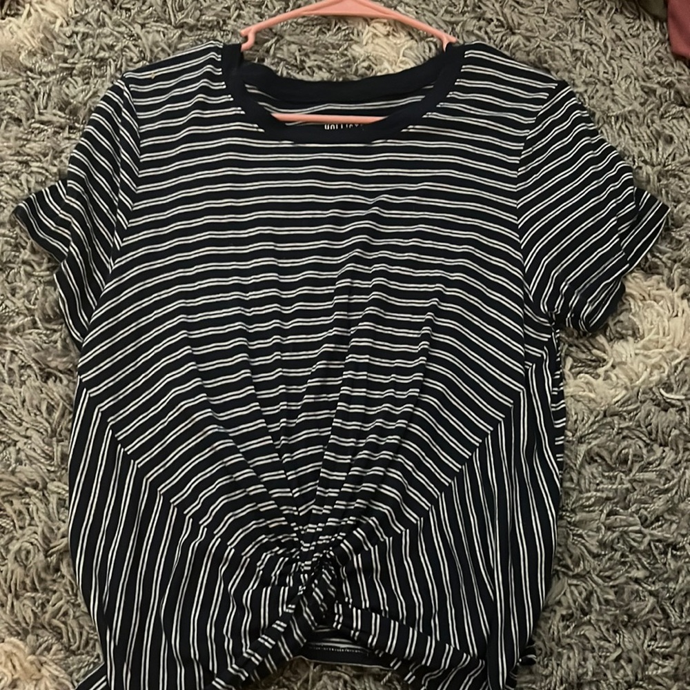 hollister tee blue and white stripe shirt with a cute twist, kid large
